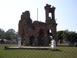 Humaita Ruine der Kirche
